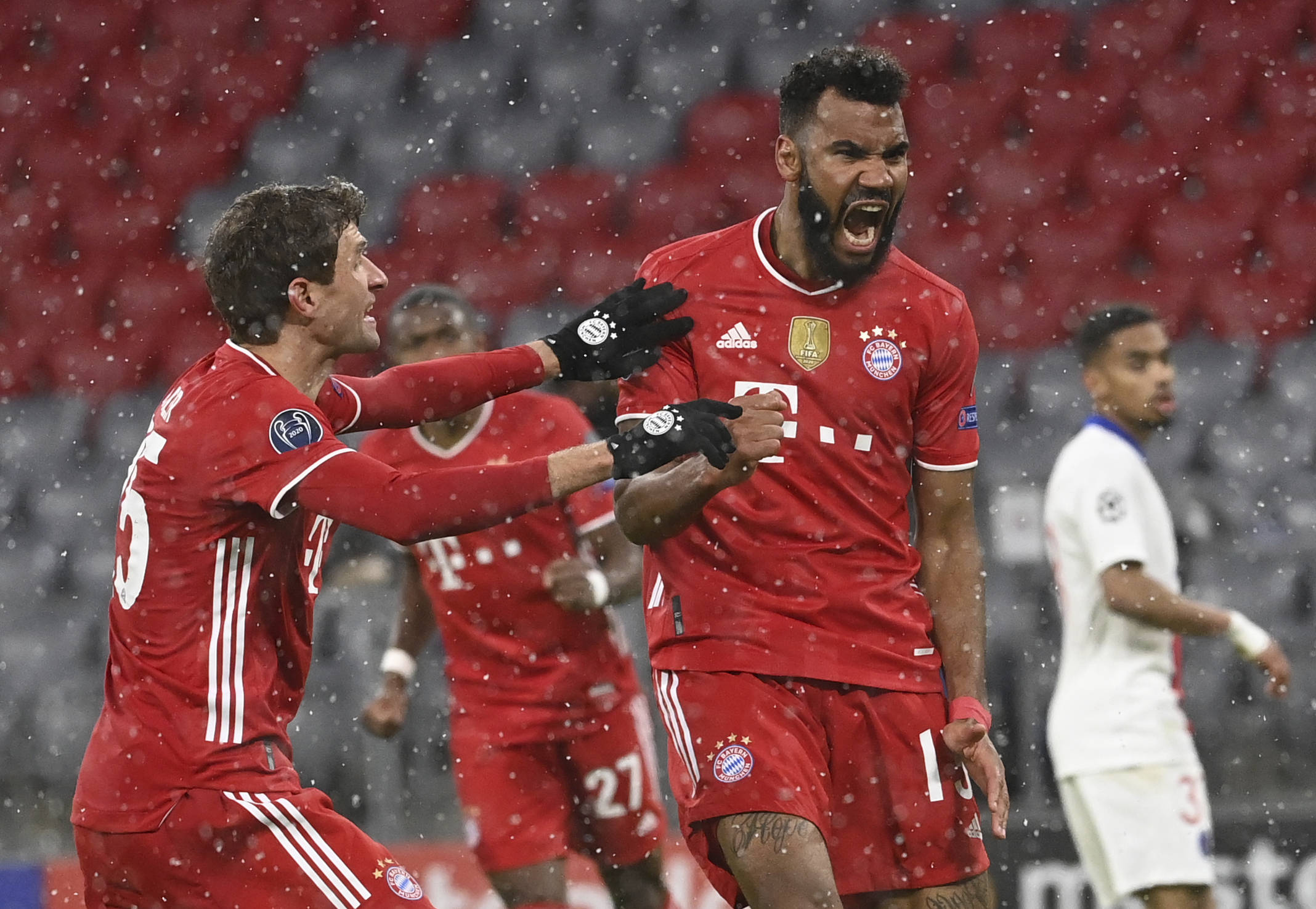 字母哥25分兰德尔29+8+6 雄鹿不敌森林狼