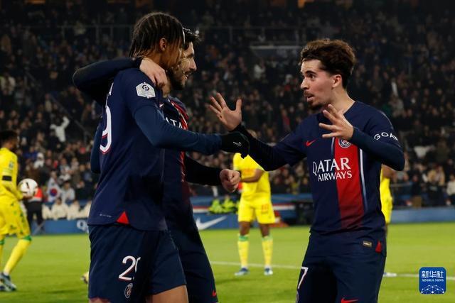 临危受命！张宁末节8分忘我怒吼，媒体人：伤没好利索主动请缨