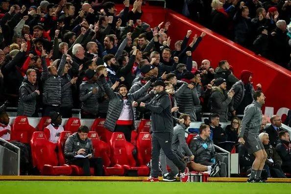 皇马28天连斩5胜！阿隆索力挽狂澜：即便负于巴萨也稳坐主帅宝座