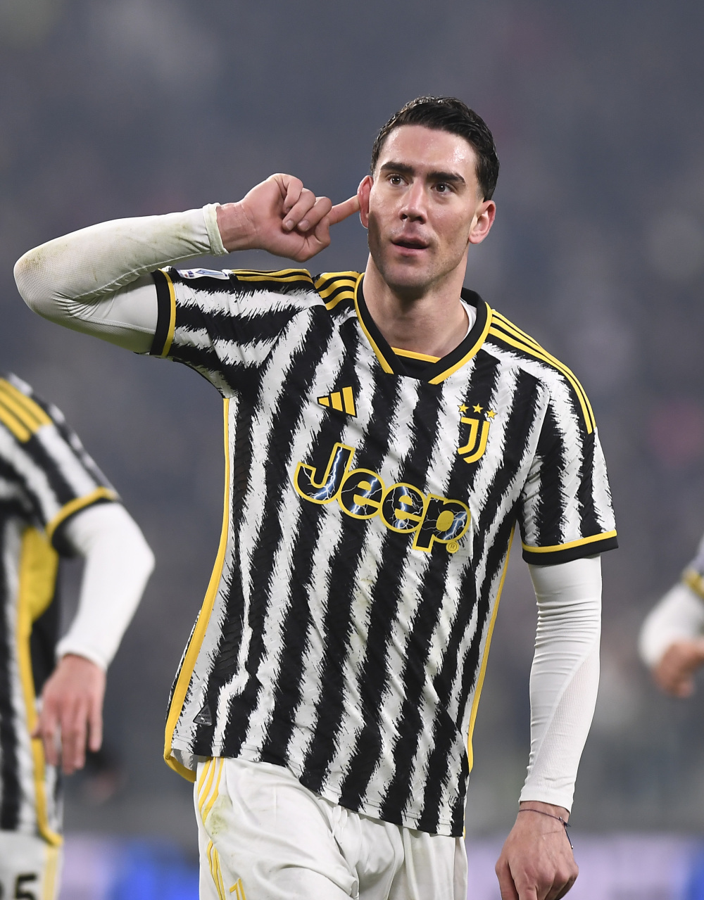 主场取胜 阿森纳依旧领跑