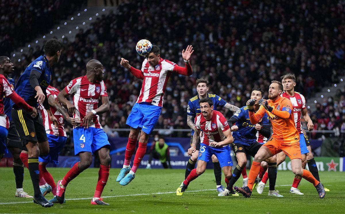 北京110-118深圳1喜3忧！曾凡博+许利民遭质疑，欠缺关键球员！